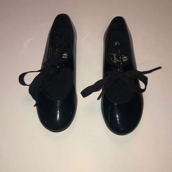 Tap shoes - Picture 1 of 2